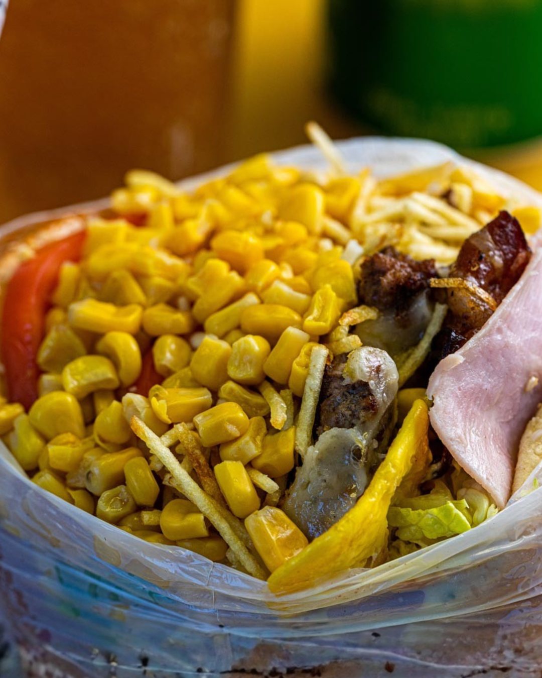 MTB Top Burgers X-Tudo, the Brazilian classic